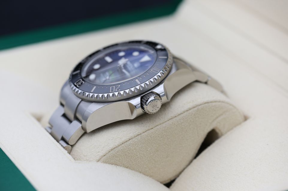 Rolex Deepsea 126660 - D-Blue Image 6